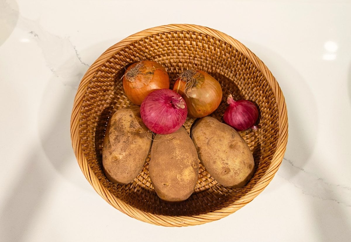 Storing Onions Near Potatoes